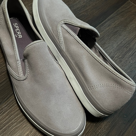 SPERRY Women's Crest Twin Gore Slip On Sneaker, Gray Size- 9.5 - Picture 1 of 6